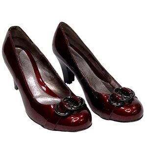 Solesensibility Women’s Heels Kelsey Red Patent Heel Size-7 EUC